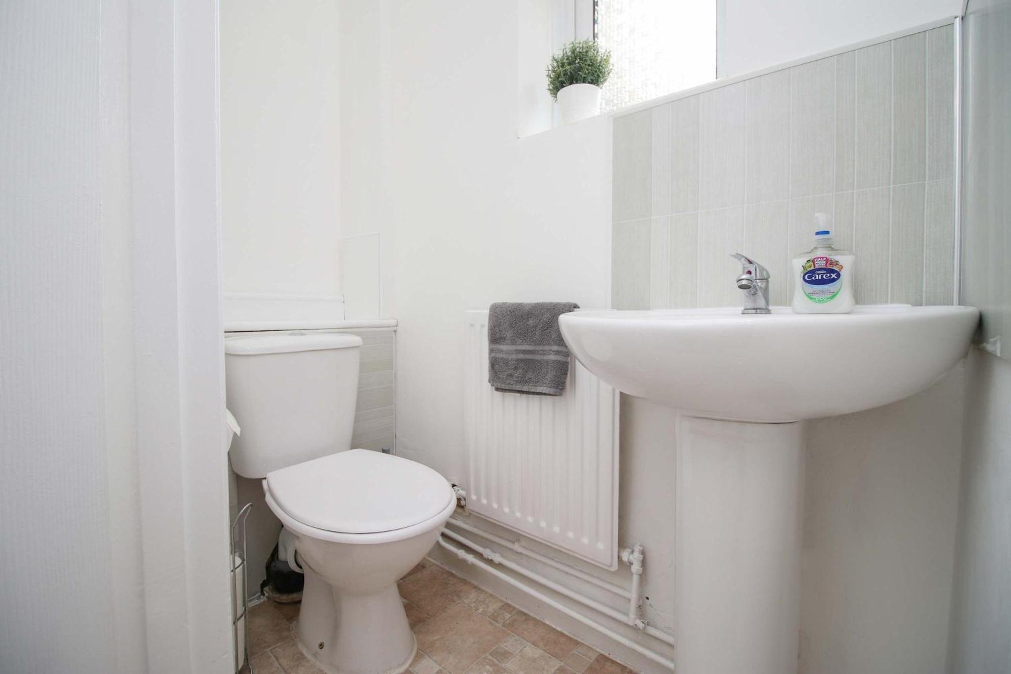 The Lockett Wonderful Large Bungalow Plympton, Plymouth Free Parking By Staystaycations Luaran gambar