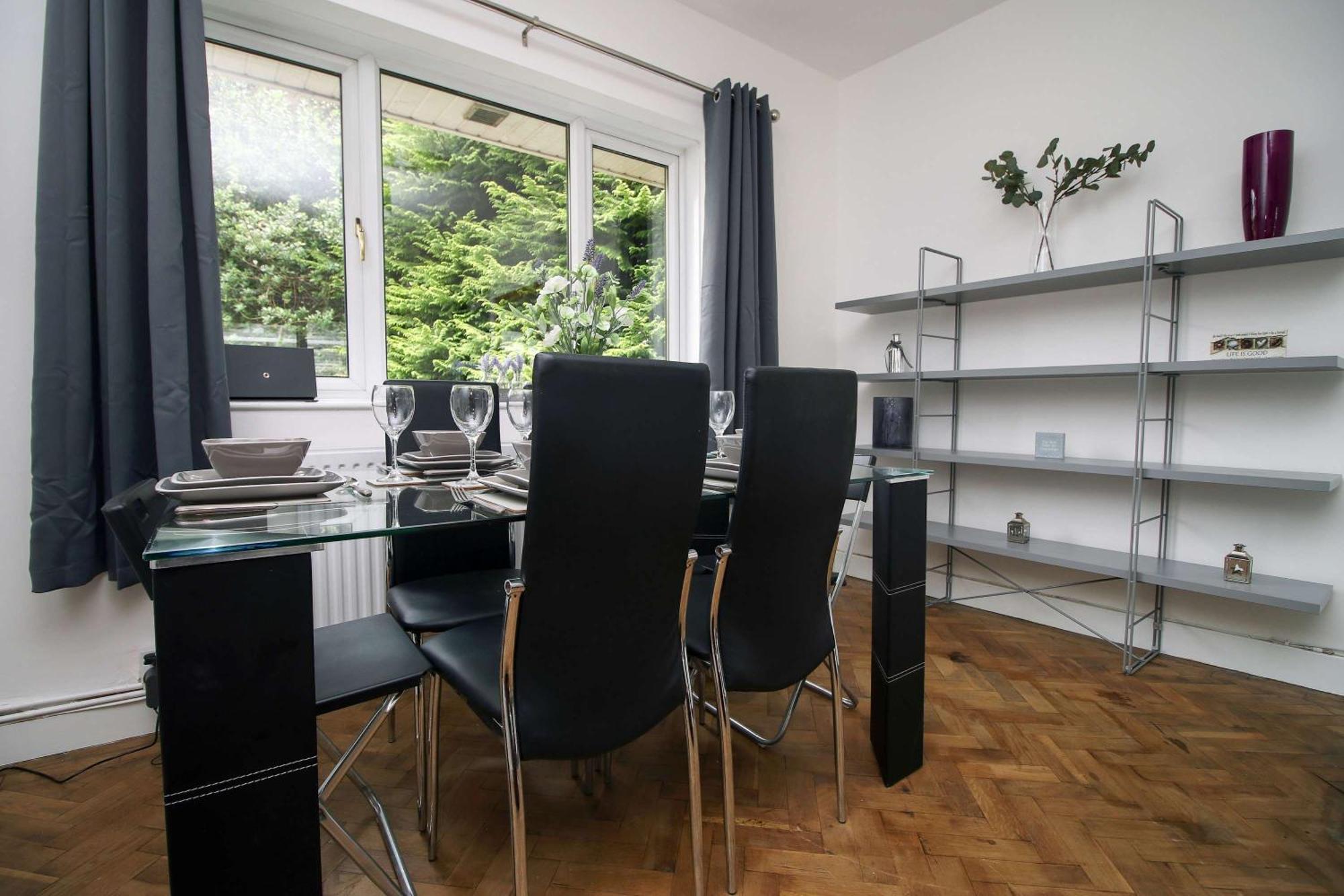The Lockett Wonderful Large Bungalow Plympton, Plymouth Free Parking By Staystaycations Luaran gambar